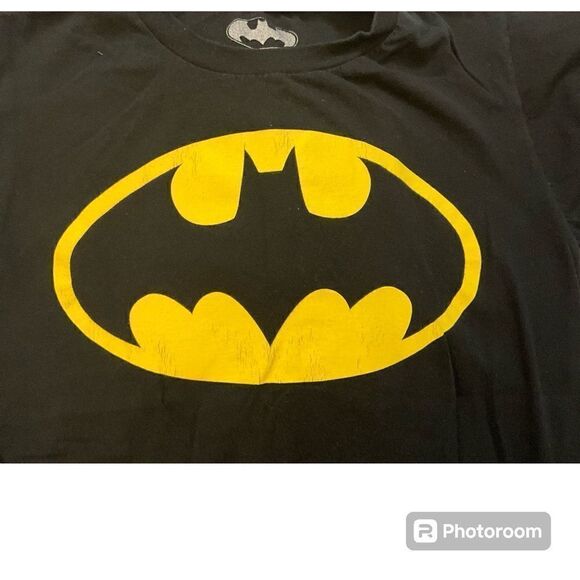 Batman kids shirt Preloved Medium - Picture 2 of 4